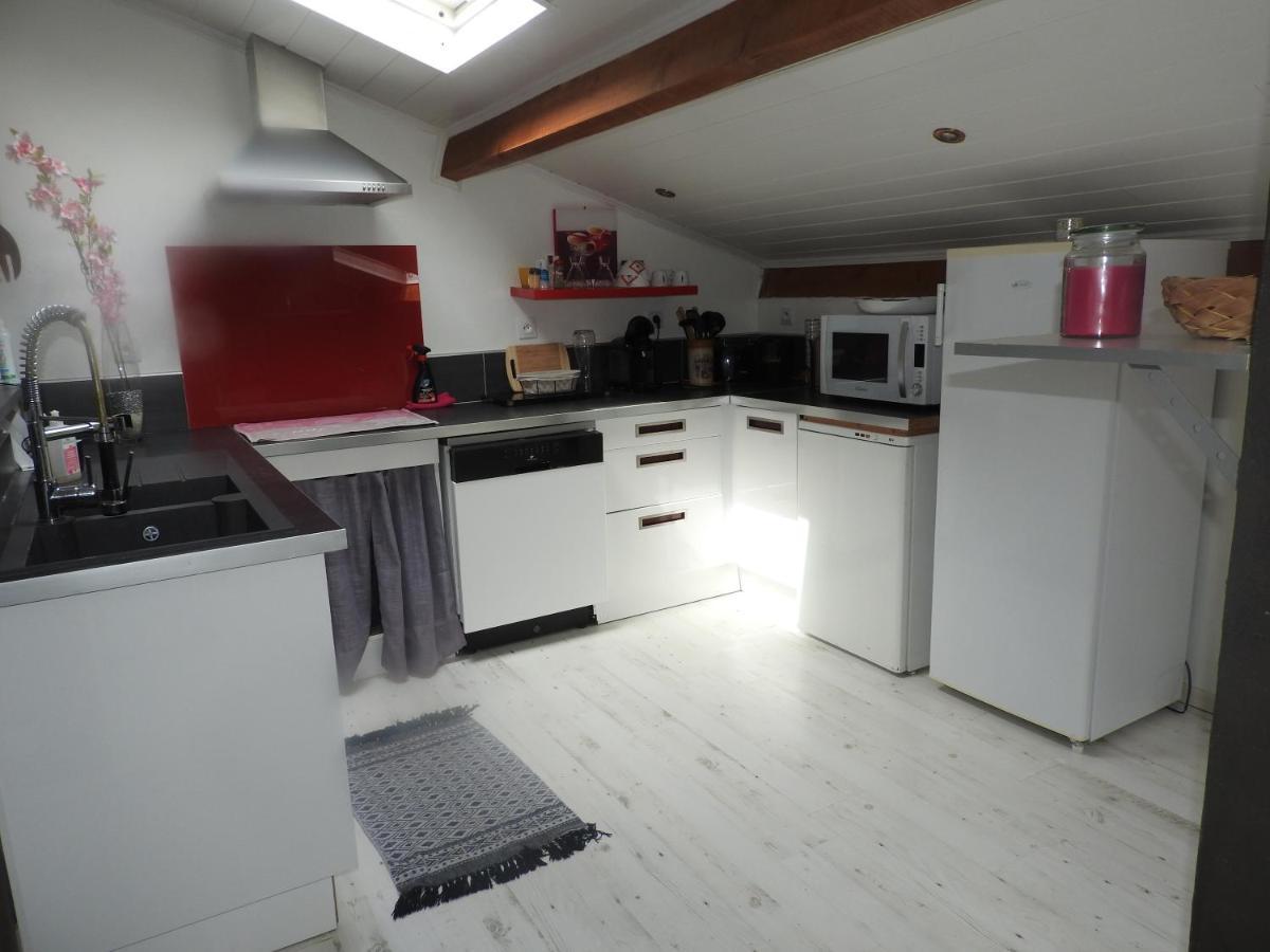 Appartement Mansarde Et Climatise 50 M2 Pompignan  Exterior photo